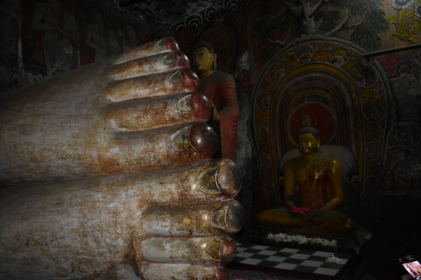 Dambulla cave temple visit