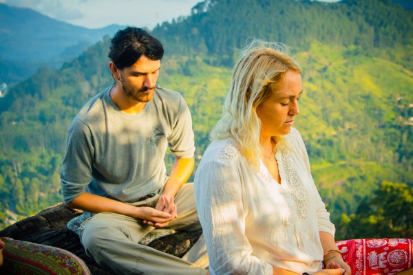 Meditate with monks in a mountain in Ella