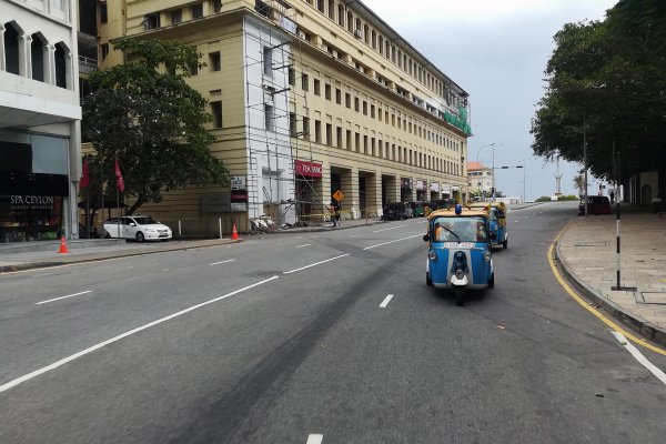 Colombo sunset Tuk Tuk safari